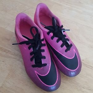 Girls size 1 soccer cleats